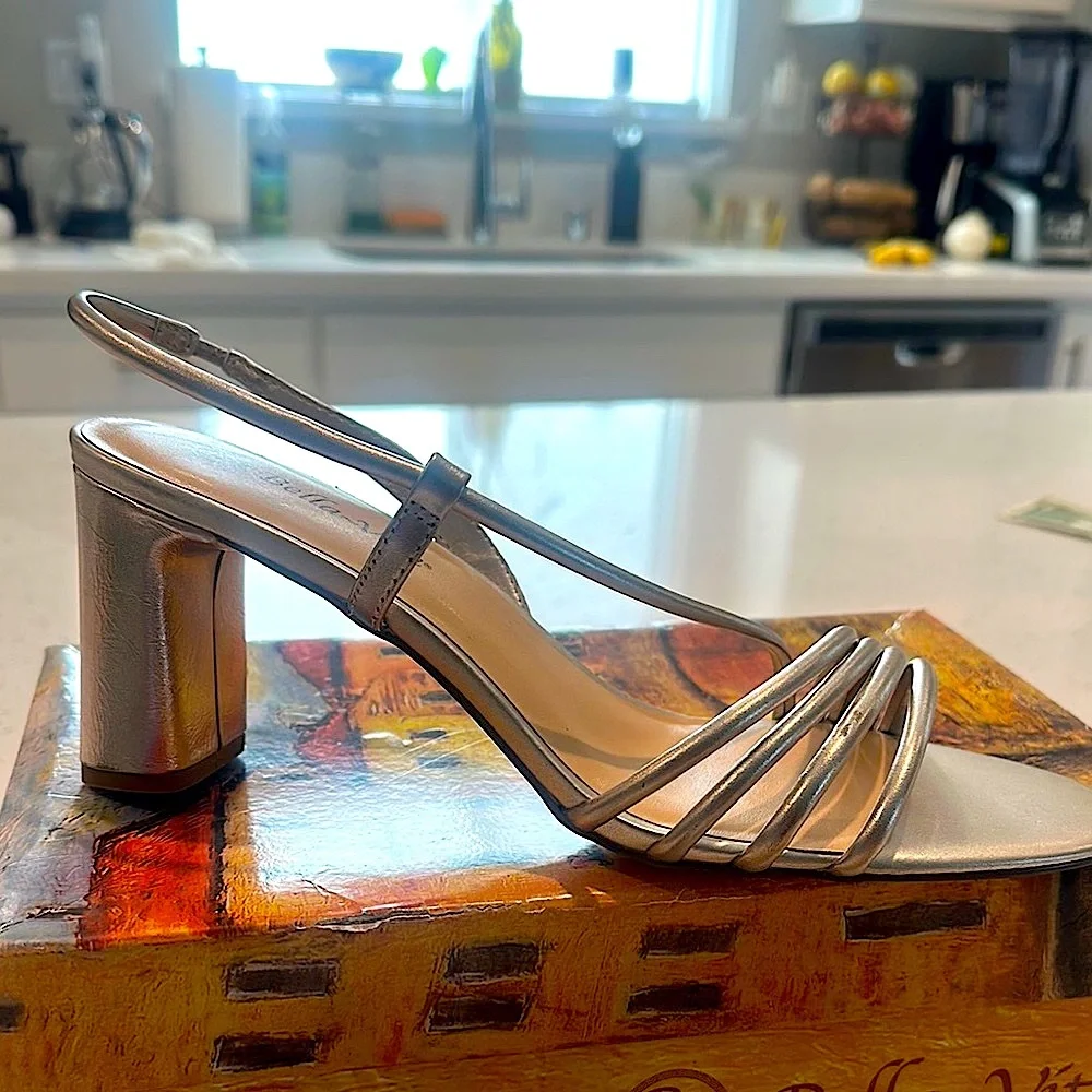 Bella Vita Silver‎ and Gold Heels Strappy Sophistication